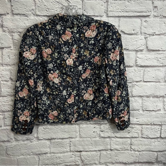 Anthropologie daughters of liberation Women's Navy pink floral cropped blazer - Picture 6 of 8